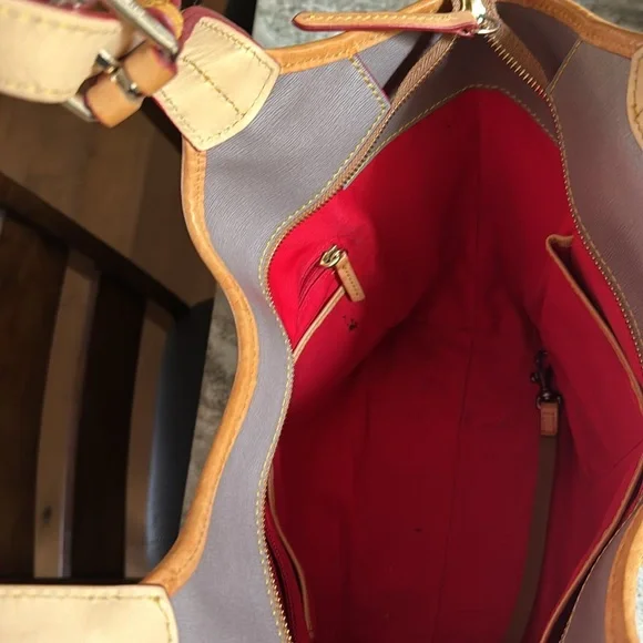 DOONEY & BURKE HANDBAG - Picture 5 of 10